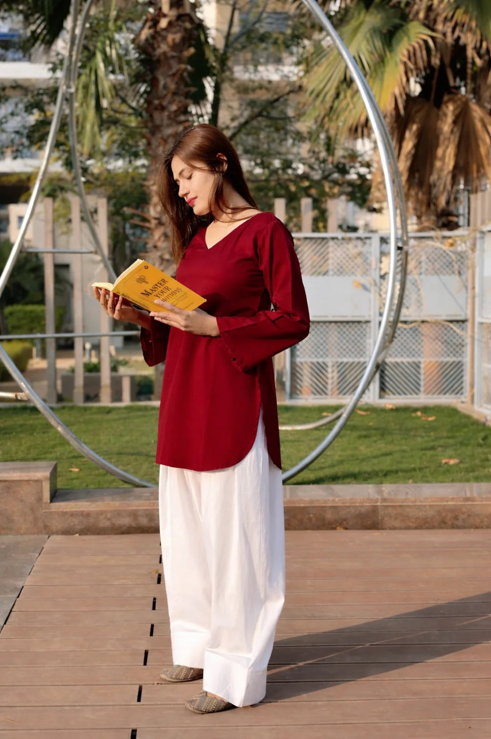 Maroon Rayon Kurta With White Cotton Farshi Salwar