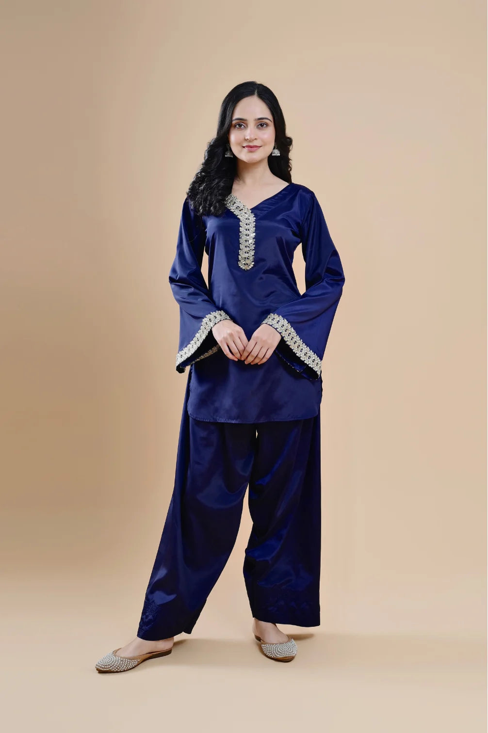 Kurta With Farsi Salwar With Leaf Pattern Lace