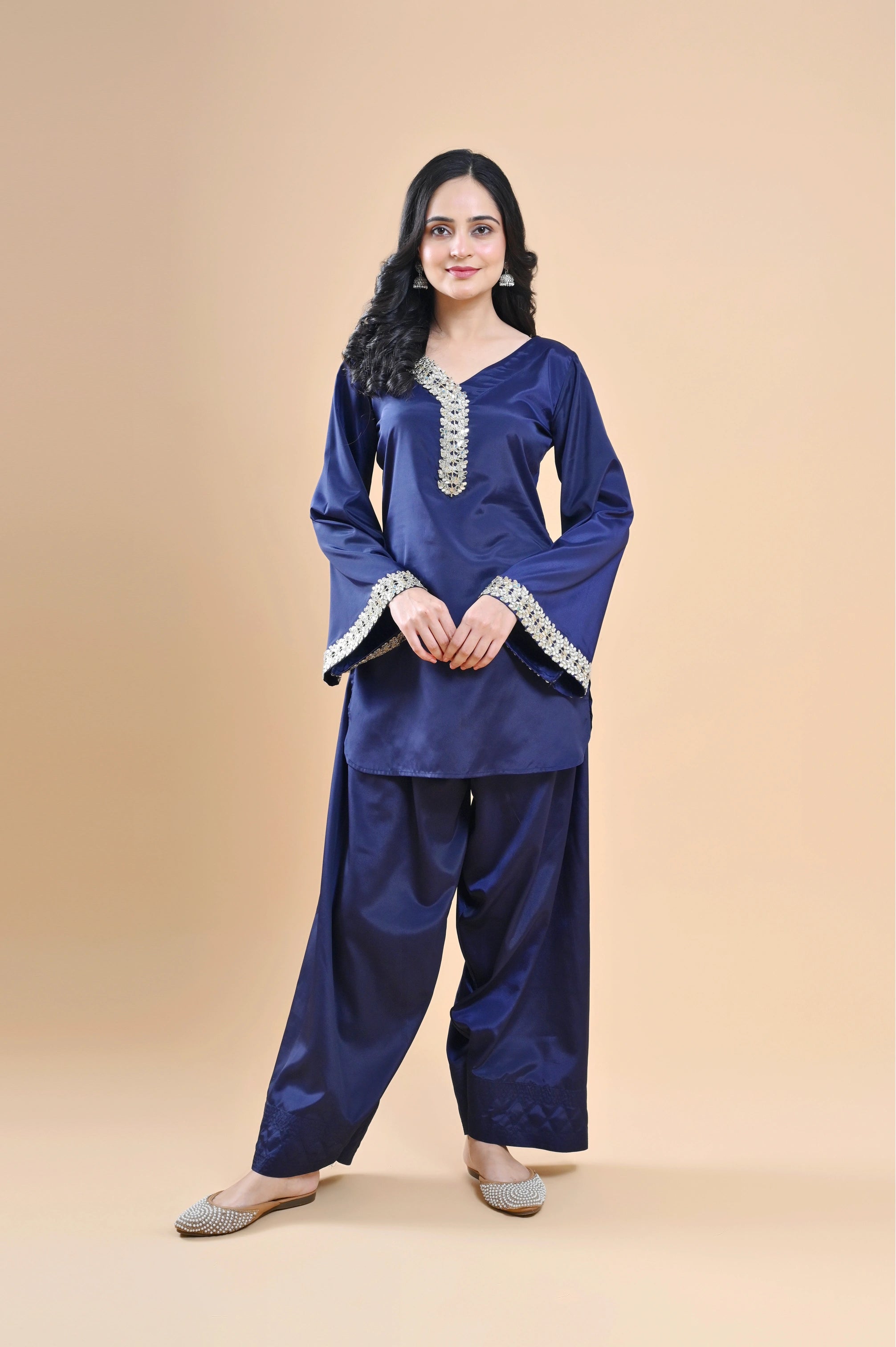 Kurta With Farsi Salwar With Leaf Pattern Lace