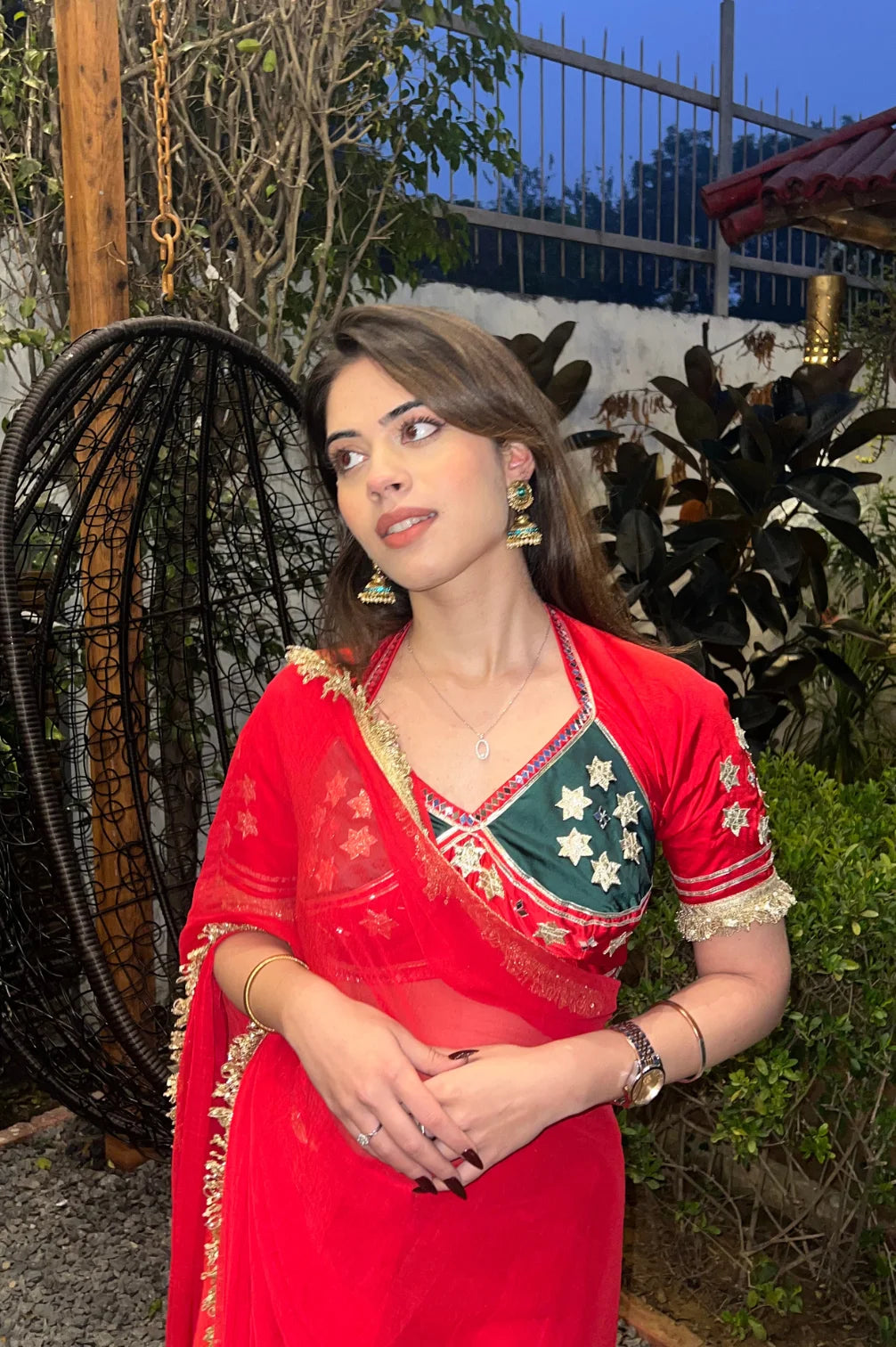 Rajasthani Pure Aangi Blouse And Pure Chiffon Saree Set (Red,Green)