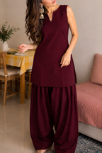 Pure Crepe fabric Set of 2 Farshi salwar and sleeveless kurta set