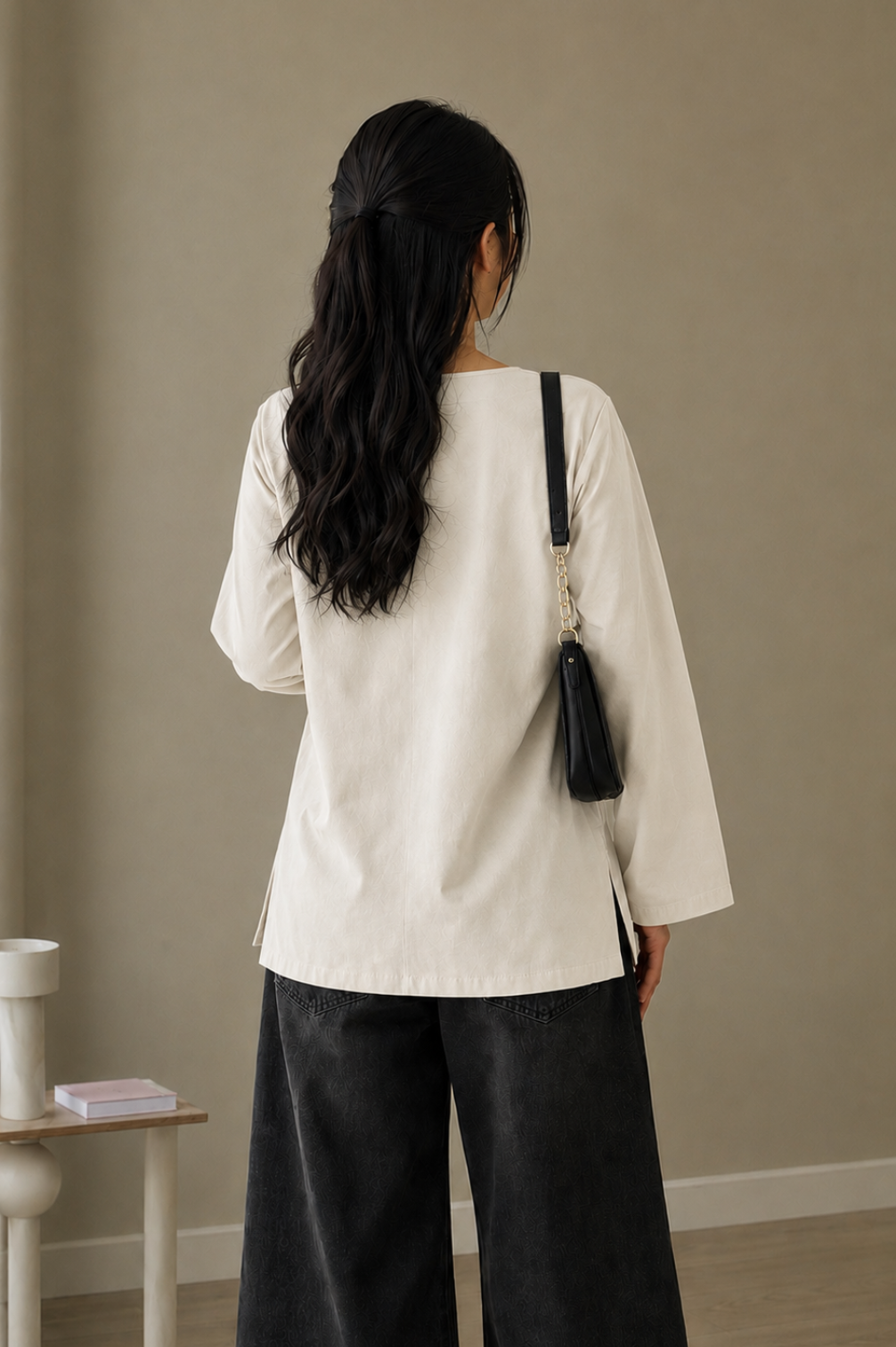 Elegant Rayon V-Neck Top with Scallop Detail