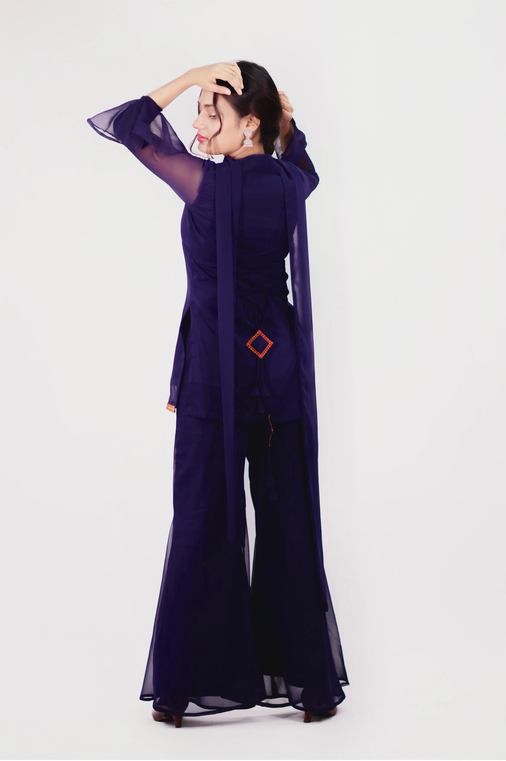 Y2k Short Kurta With Bell Bottom Pant & Necklace Dupatta