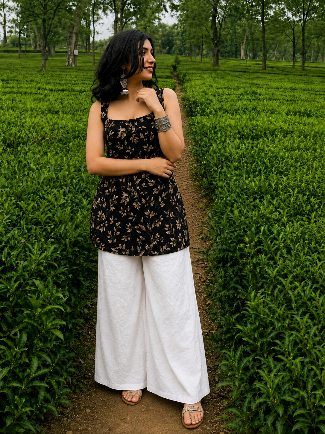 Black Leaf Print Sleeveless Kurti