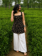 Black Leaf Print Sleeveless Kurti